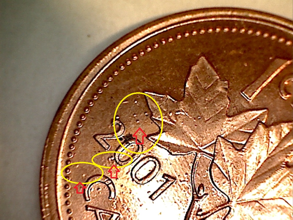 2001 Fendillé au bout feuil. dr. bulles sur les 2 faces B019129A 1 de 3.jpg