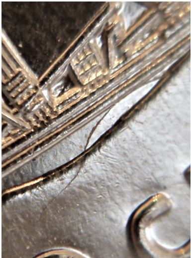 10 Cents 2019-Dommage du coin sur la vague-3.JPG