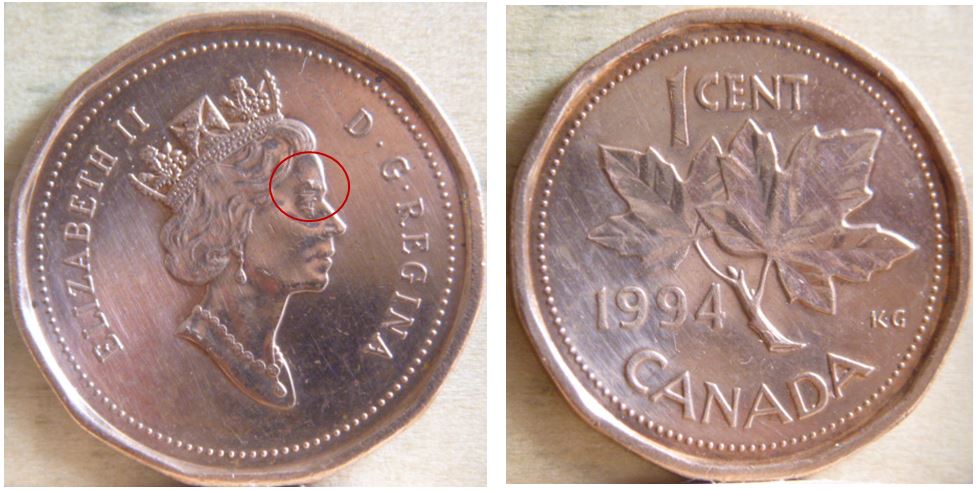 1 Cent - 1994 - Éclat coin sur la sourcil de la Reine -1.JPG