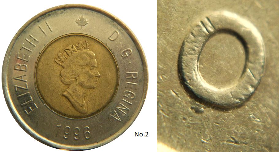 2 Dollars 2005-Éclat coin sous O de dOllars-No2,.JPG