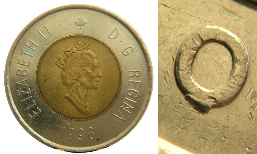 2 Dollars 1996-Écat coin sous O de dOllars-No.1,.JPG