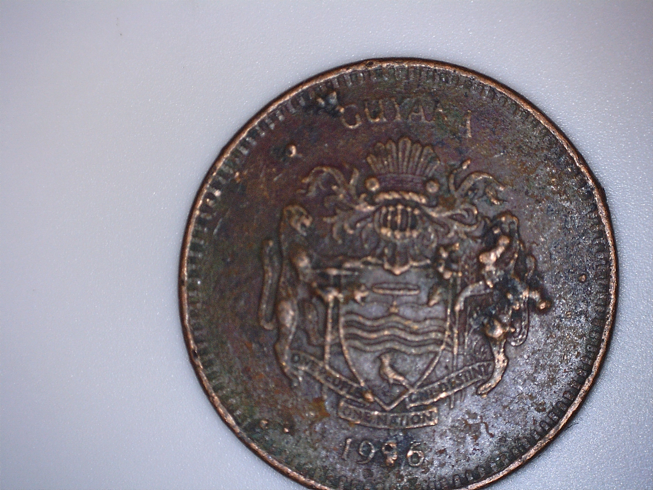 5 dollar 1996 guyana 3.jpg