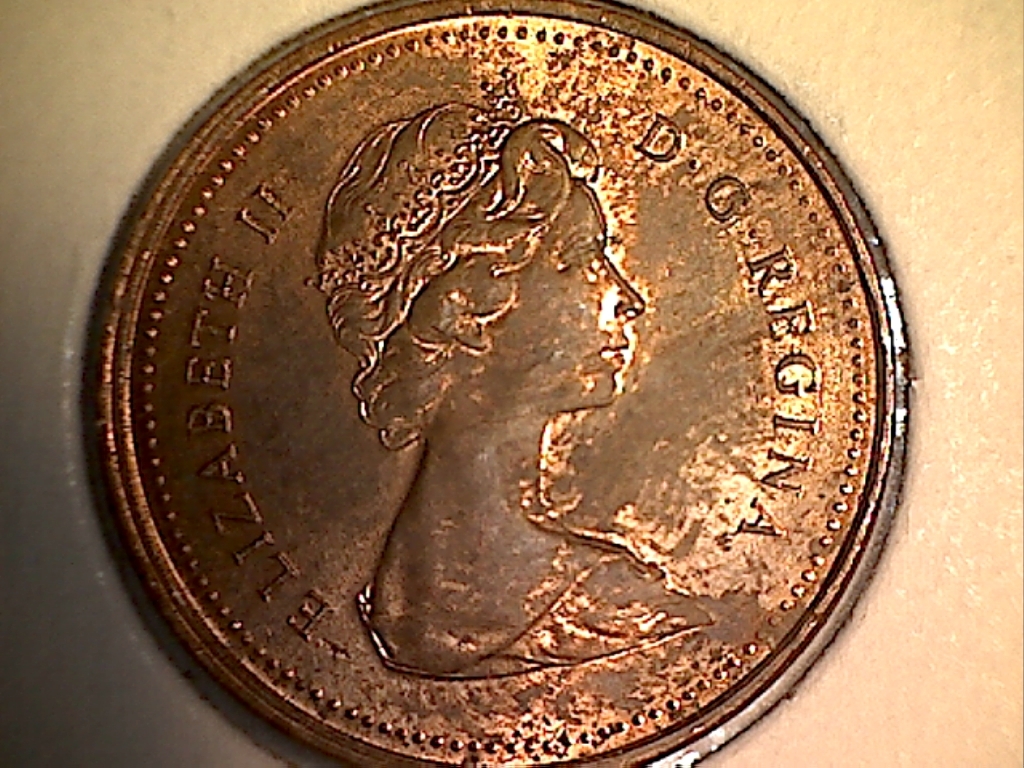 1979 Coin entrechoqué et dépôt de métal B018076C Avers.jpg