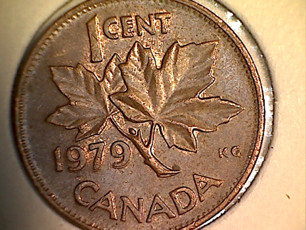 1979 Double 979 et entrechoqué sous la feuille de droite B018077C Revers.jpg