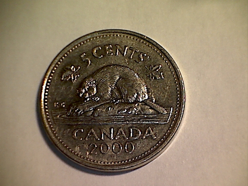 2000 Écl. dos, 1er A, 2e A et point sous E REGINA  B518137C  Revers.jpg