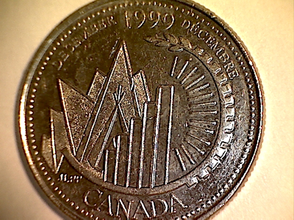 1999 Décembre Acc. Revers Acc. sur pyramide sous D de DECEMBER  B219040D Revers.jpg