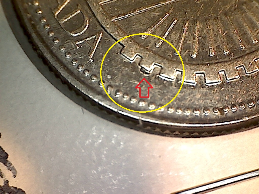 1999 Décembre Acc. Revers Acc sur pyramide sous D de December B219040D 2de 2.jpg