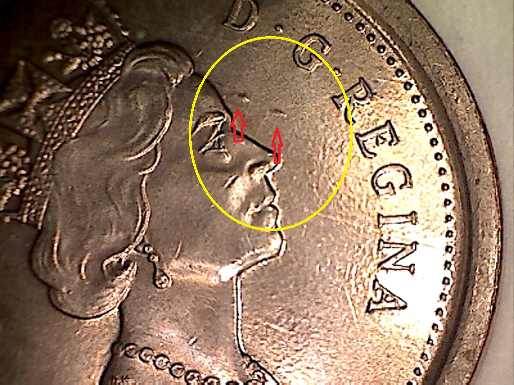 2003 A.E Bulles devant Reine et à dr 3e A B019114A 1 de 2.jpg