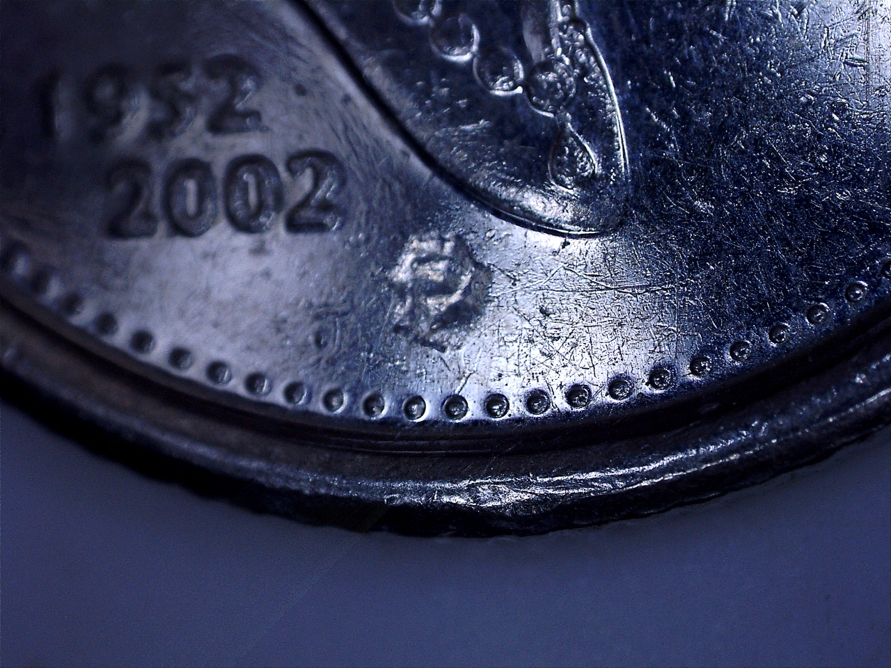 2002 p f travers P 10 cents 2.jpg