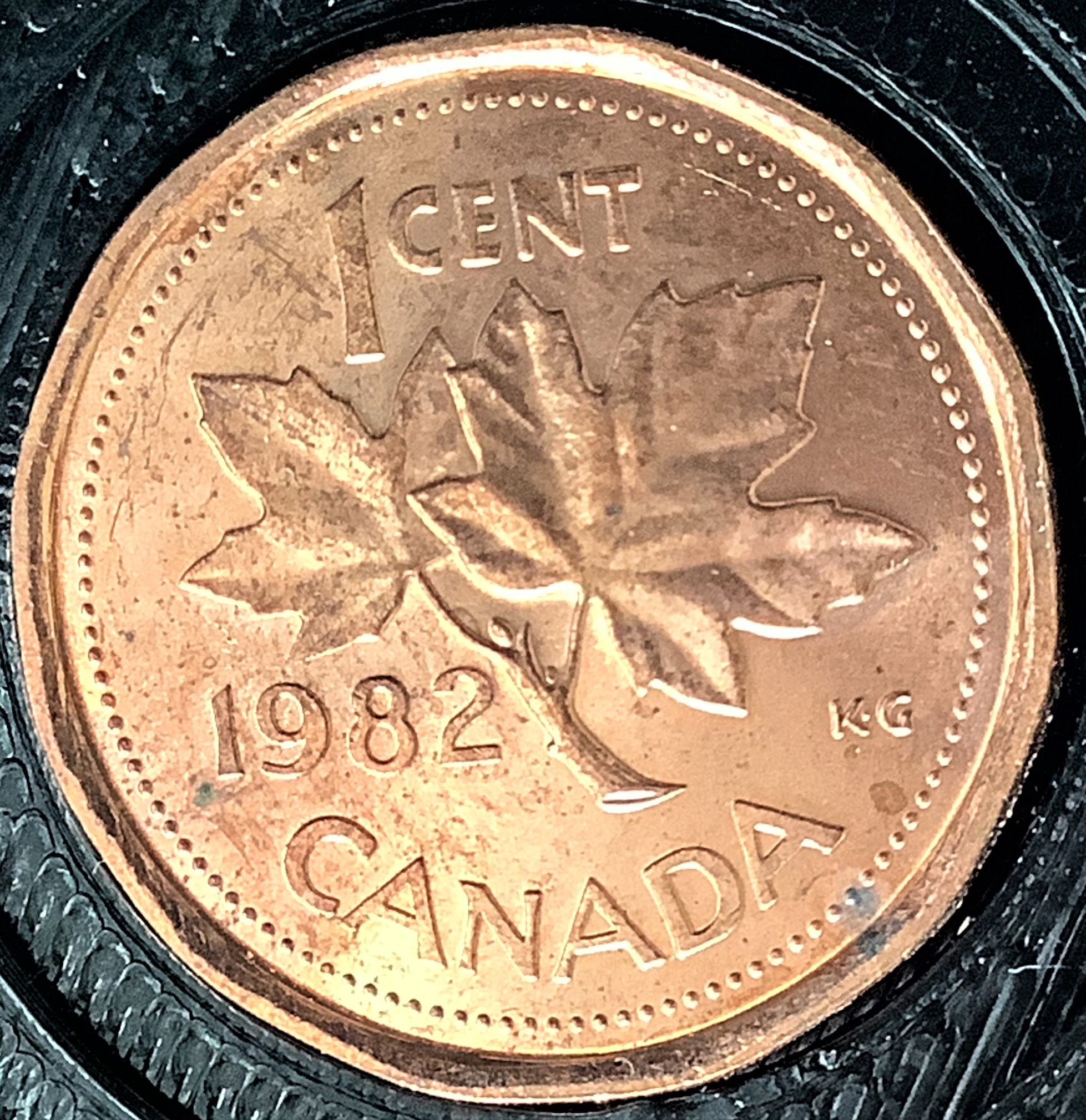1 cent 1982 hanging 2.jpg