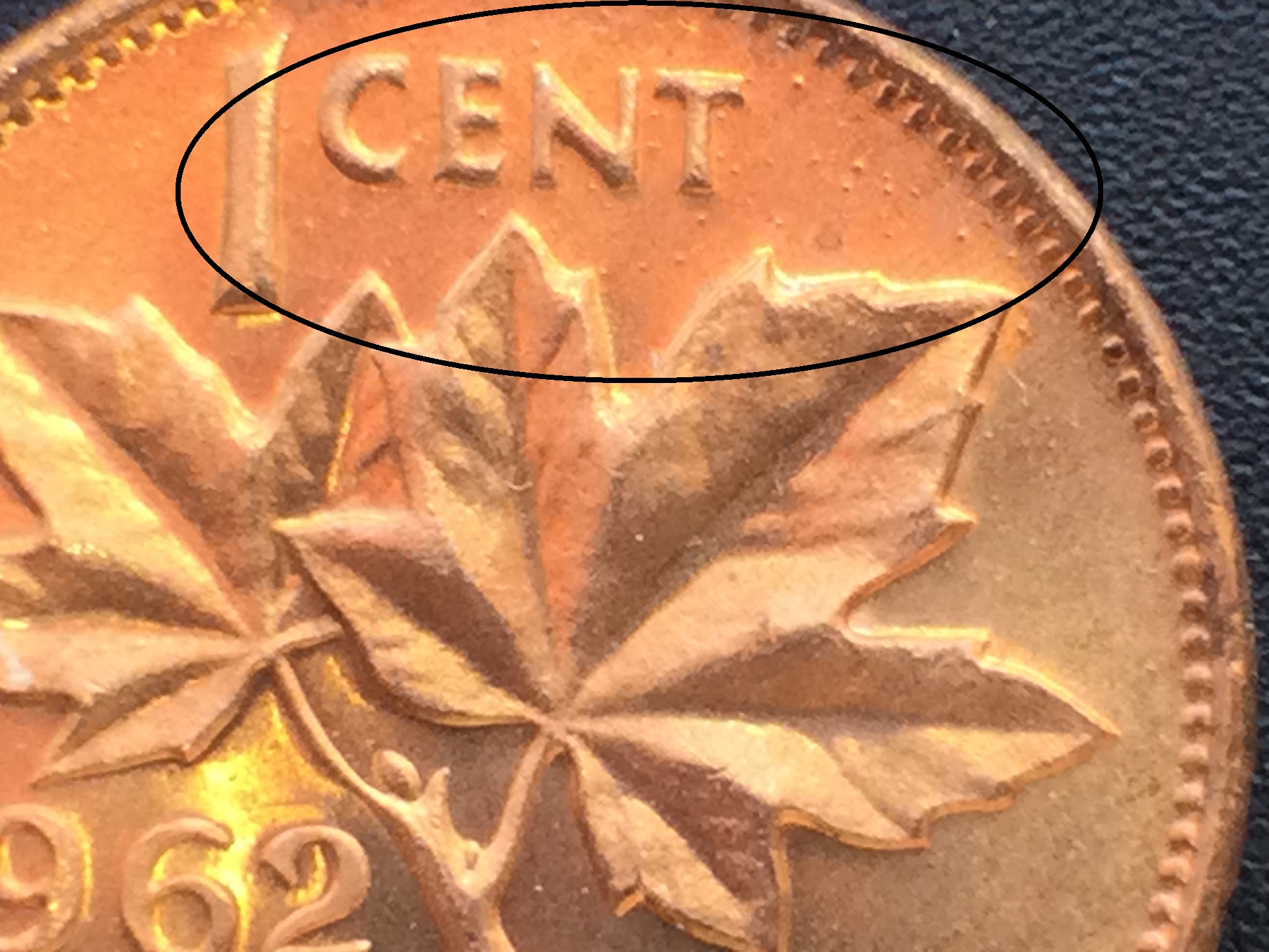 1 cent 1962 hanging 2 avec points et cercle.jpg