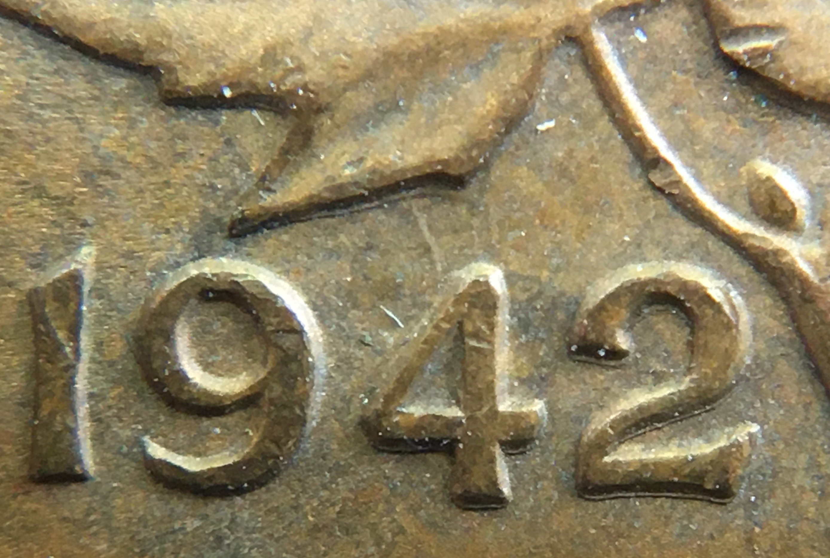 1 cent 1942 hanging double 42 et feuille 70.jpg