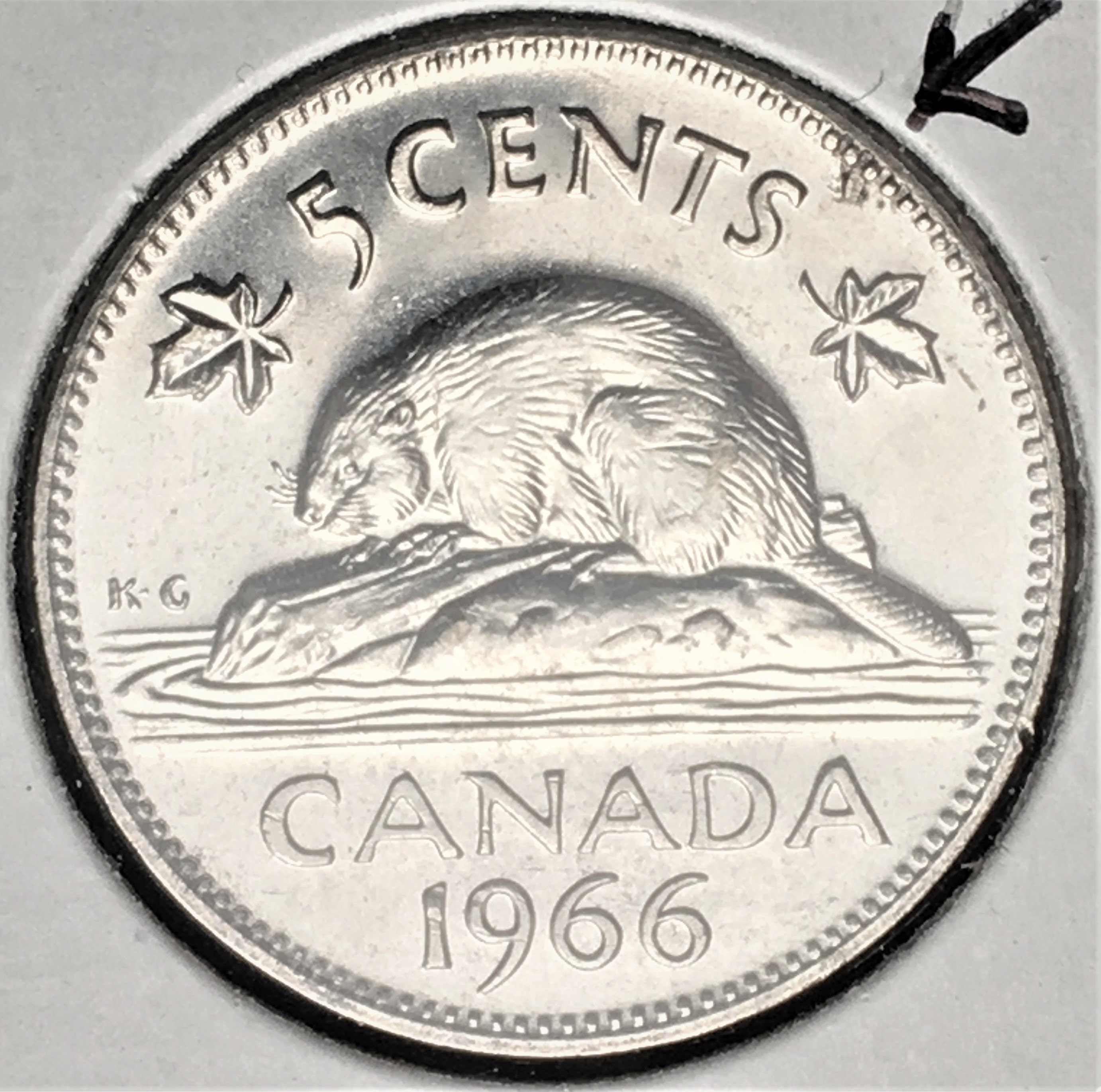 5 cents 1966 frappe à travers 2.jpg