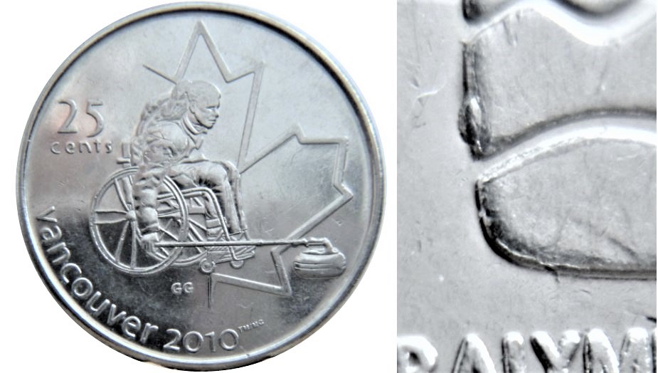 25 Cents 2007 Curling en fauteuil-Éclat coin+coin fendille sur le mauselé-1.JPG