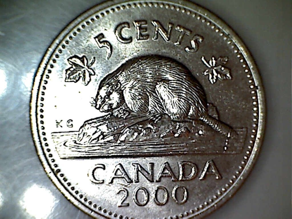 2000 Points sous R de Regina, en face de la Reine Écl. tête cast. B523033C Revers.jpg