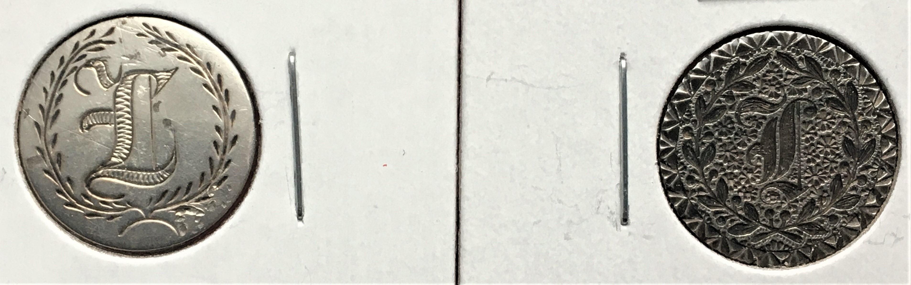 2 love tokens L et L.jpg