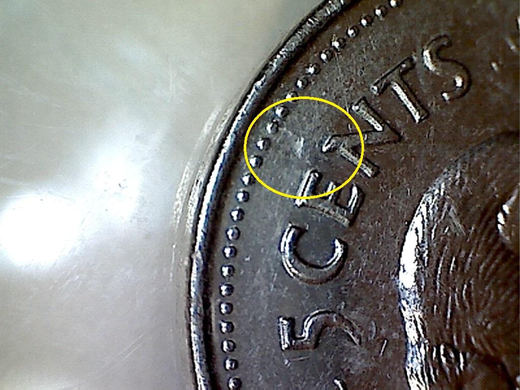 2001 P Frapp. ds. gra.au-dessus EN. B523146B.jpg