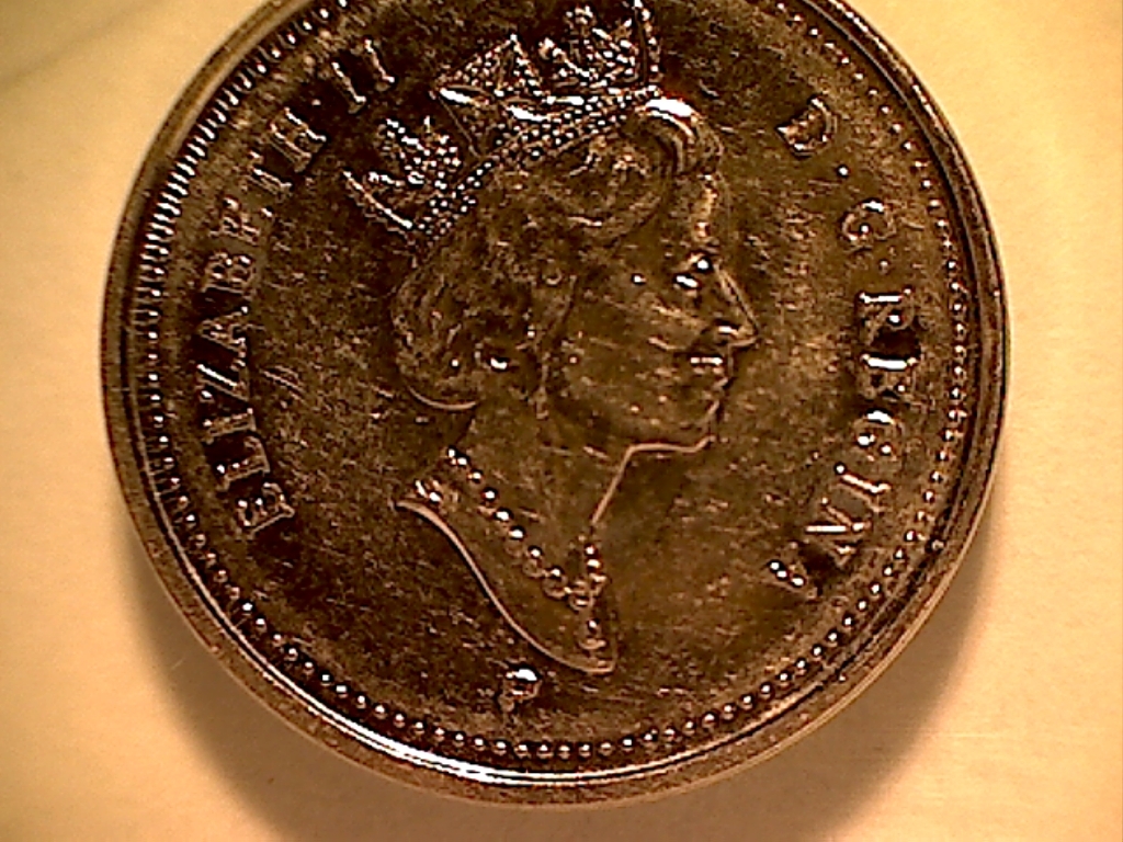 2001 P Frap. gr. près C Can.,Acc sur D.G ET sur Éliz.' Dbl. perles B523144B Avers.jpg