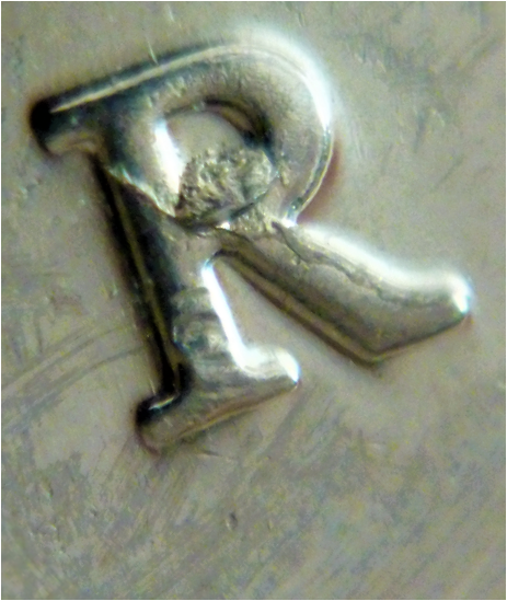 5 Cents 2022-Éclat coin dans R de Regina-3.png