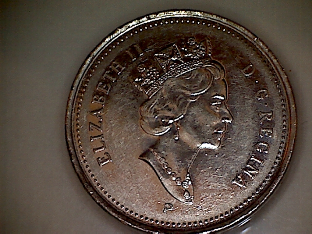 2001 P Acc. CENTS, date et dommage au coin à 4 hr. au revers B523164C Avers.jpg