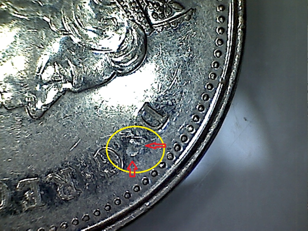 2001 P Écl. sur 5 et N et Frap. ds. gra. entre D.g B523179C 2 de 2.jpg