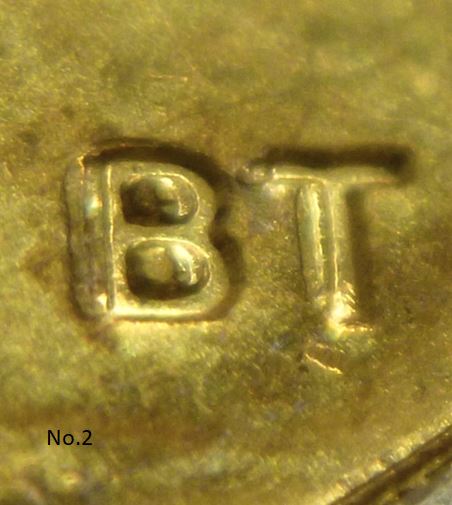 2 Dollars 2022-Double B T de droite a gauche-No.2.JPG