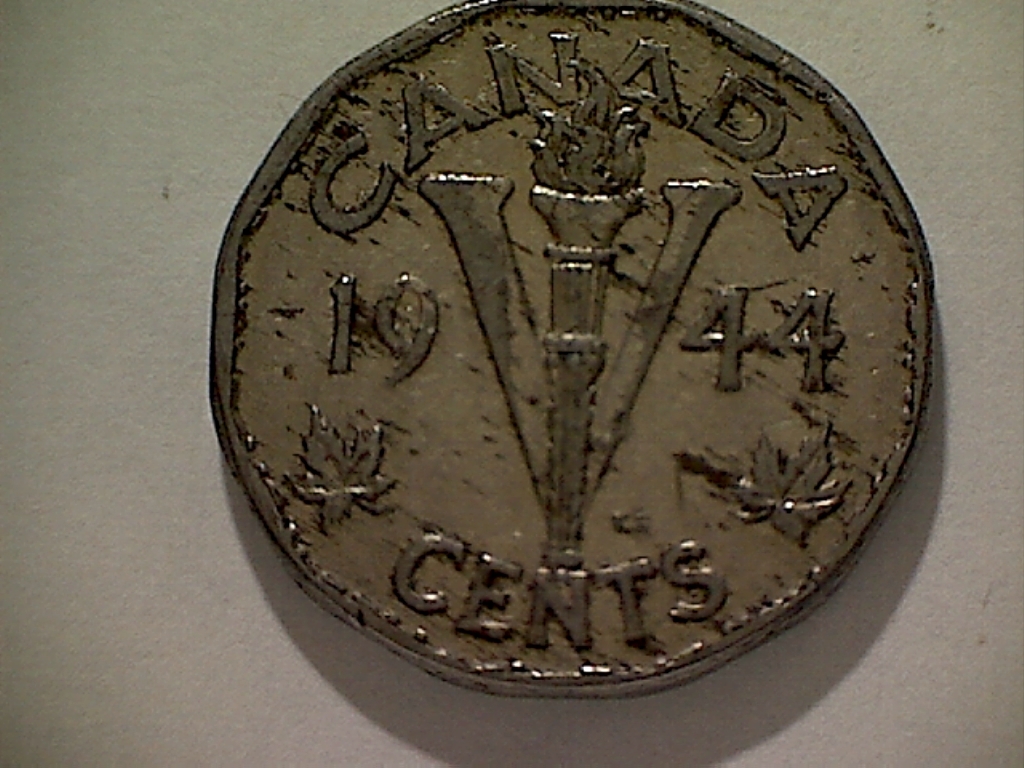 5 Cents 1945 Victoire Éclat sur D et N  J523011F Revers.jpg