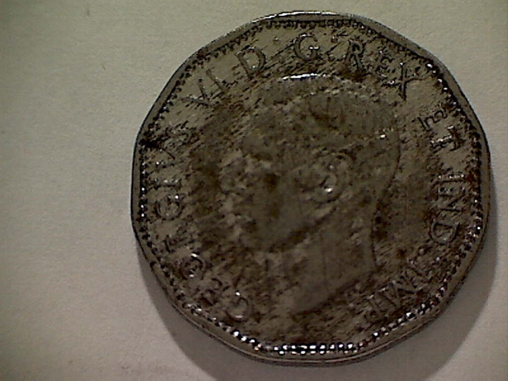 5 Cents 1945 Victoire Éclat sur D et N  J523011F Avers.jpg