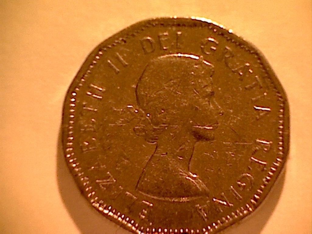 5 CENTS 1962 N de CANADA Obturé B524044E Avers.jpg