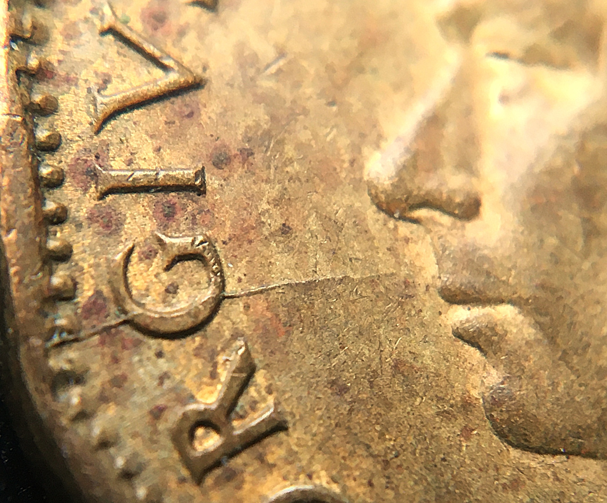 5 cents 1943 fendillement devant la bouche L173z.jpg
