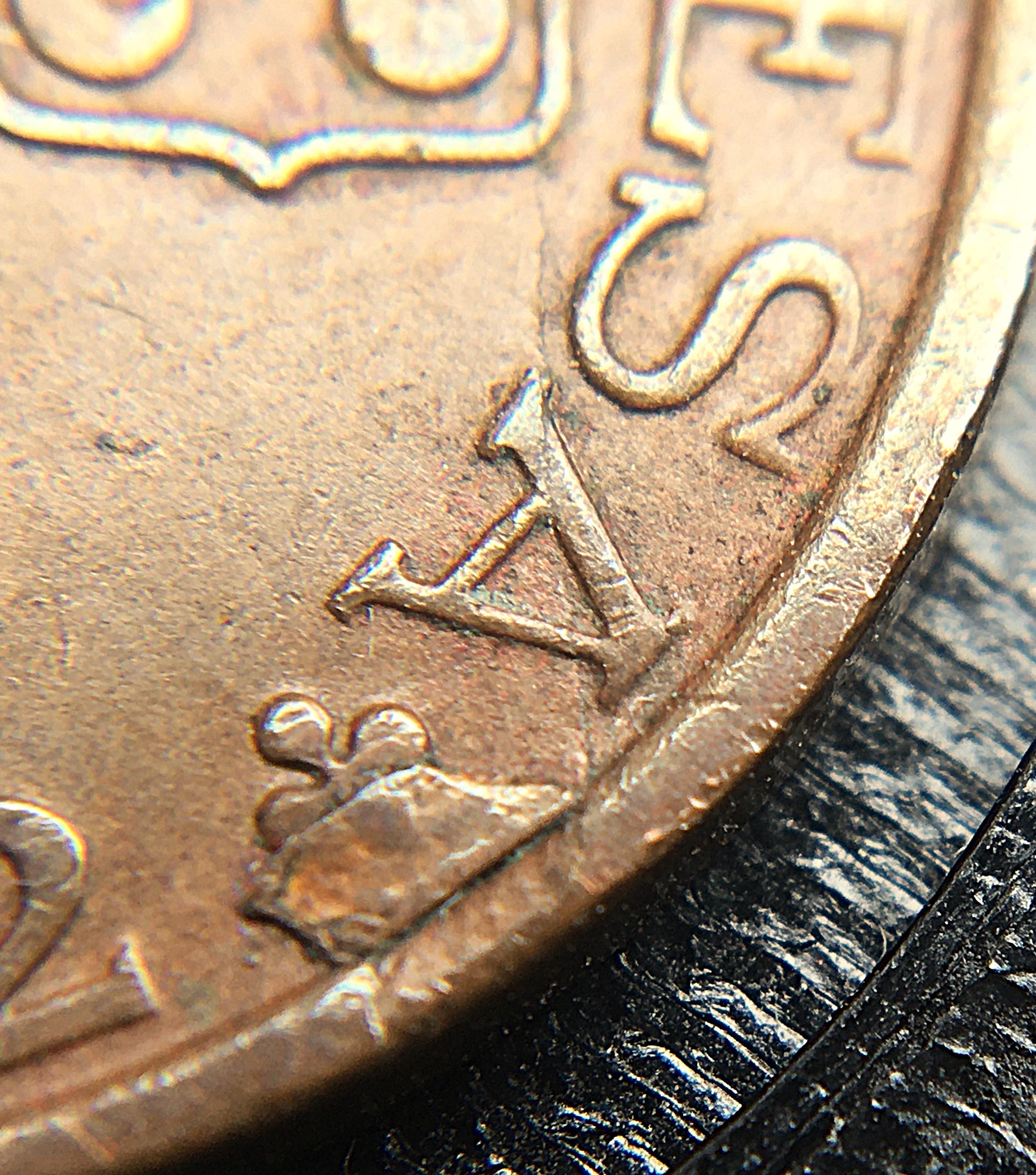 50 centavos portugais détail bas.JPG