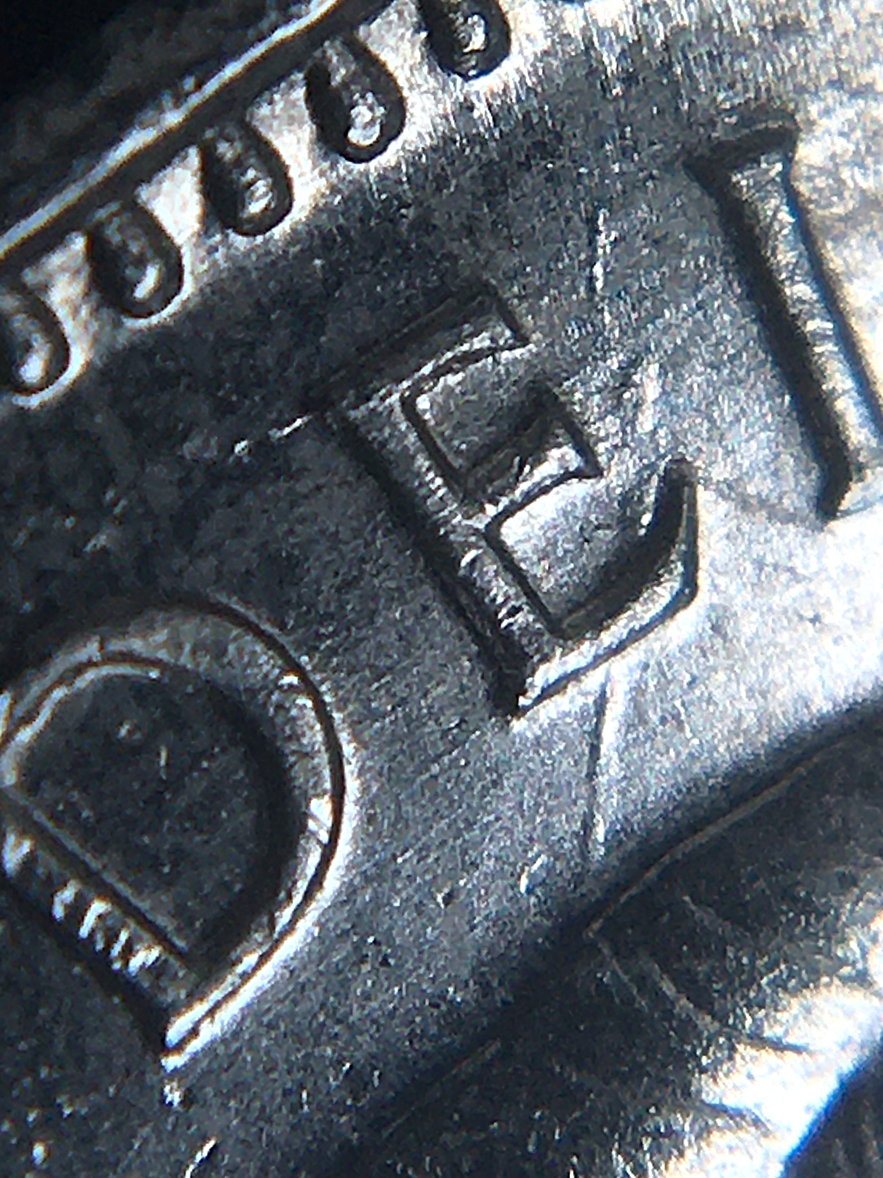 5 cents 1948 fendillement.JPG